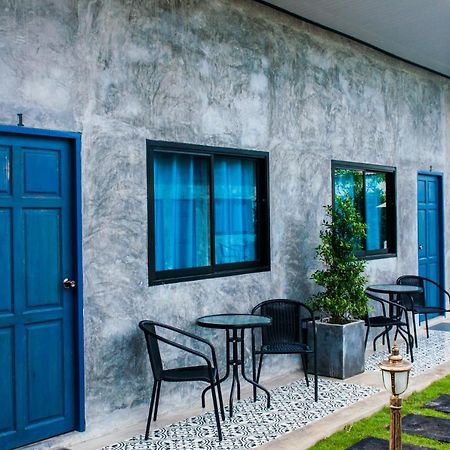 Ongsa House Hotel Bang Tao Beach  Exterior photo