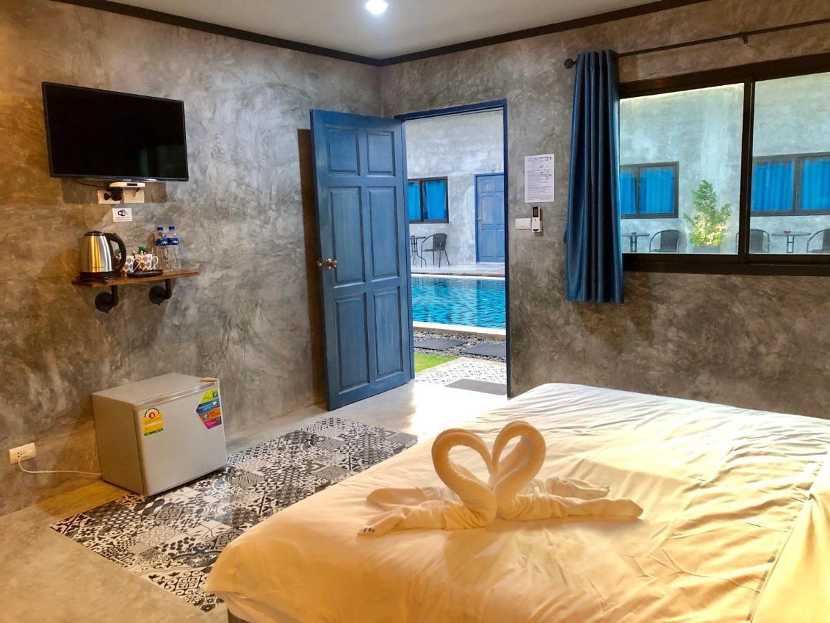 Ongsa House Hotel Bang Tao Beach  Exterior photo
