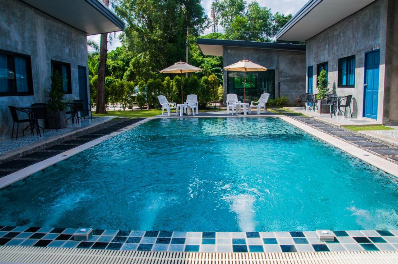 Ongsa House Hotel Bang Tao Beach  Exterior photo