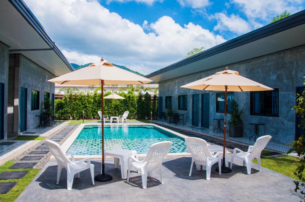 Ongsa House Hotel Bang Tao Beach  Exterior photo