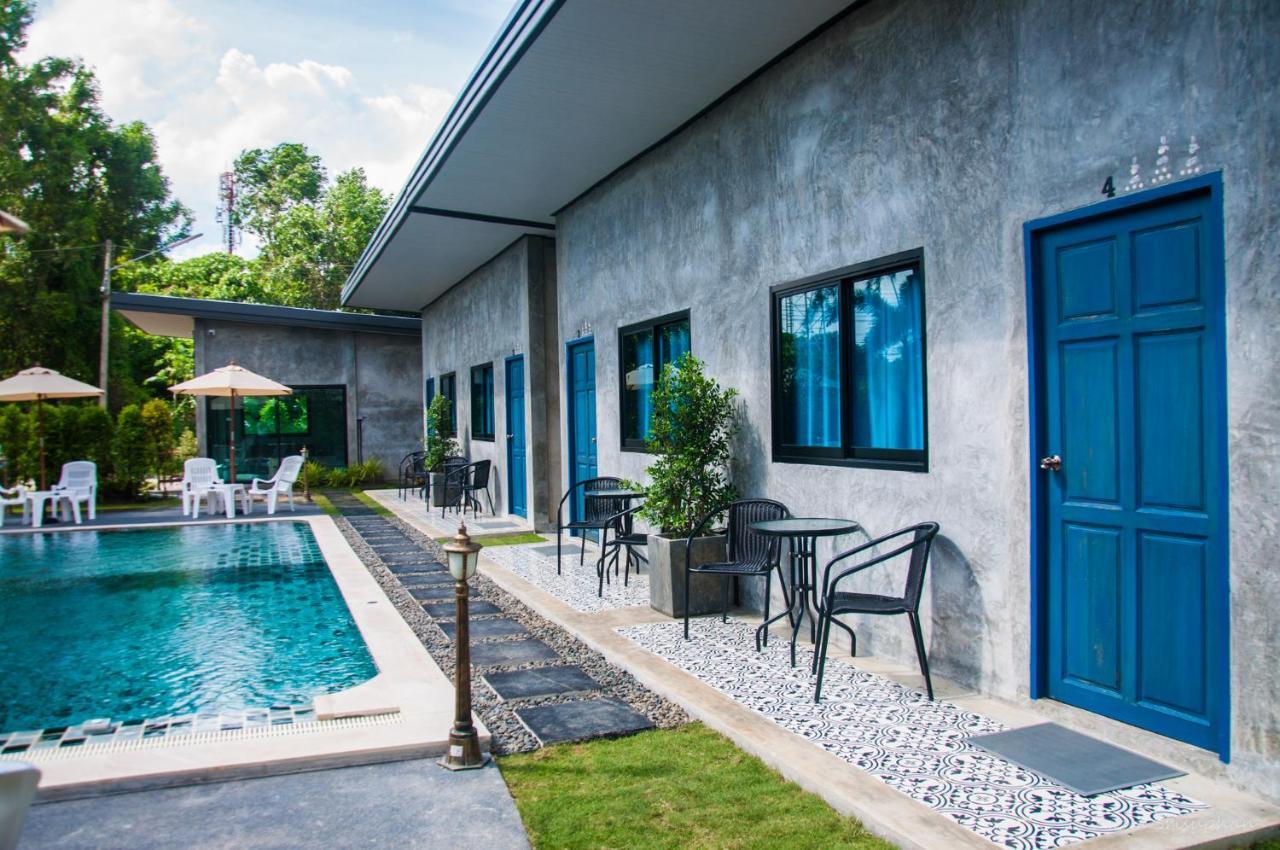 Ongsa House Hotel Bang Tao Beach  Exterior photo