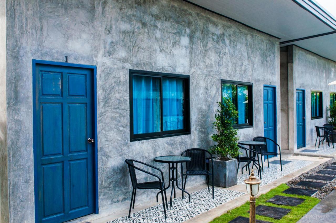 Ongsa House Hotel Bang Tao Beach  Exterior photo